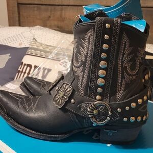 Lane Women's Black Silver Mesa Heeled Boots